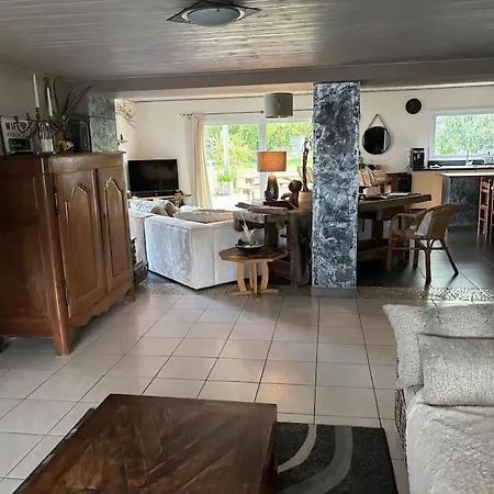 Casa de Férias Tres Grande Maison Confort De 180m2