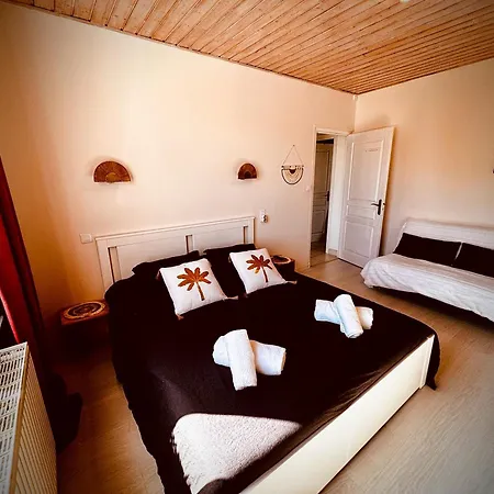 Tres Grande Maison Confort De 180m2 Casa de Férias